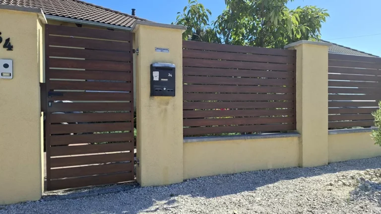 100x24mm fa hatású alumínium kerítésléc - tölgy